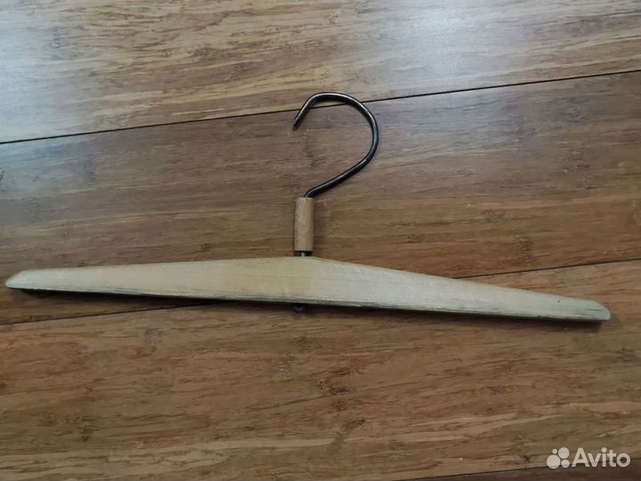 Вешалки плечики деревянные