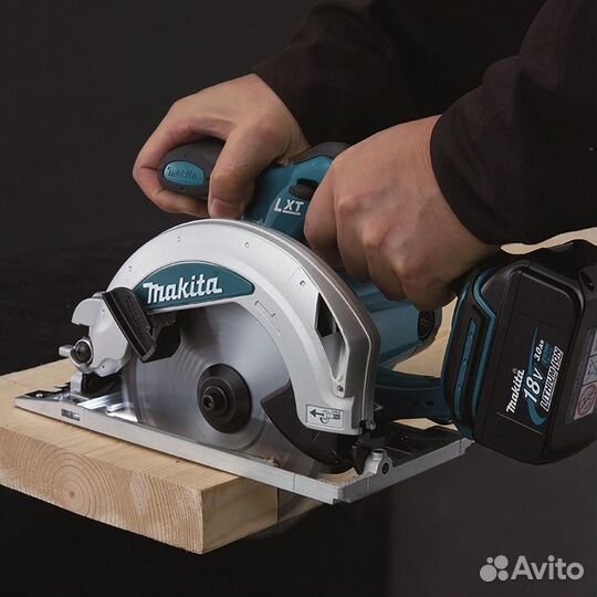 Дисковая пила Makita LXT DSS610Z