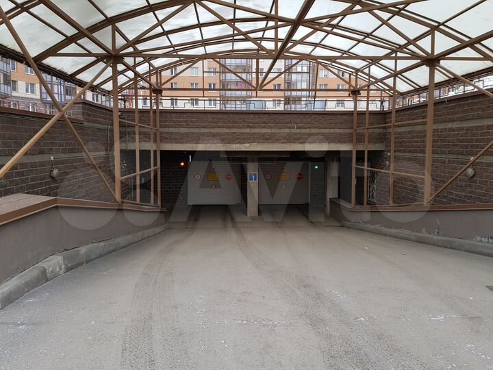 Машиноместо, 15 м²