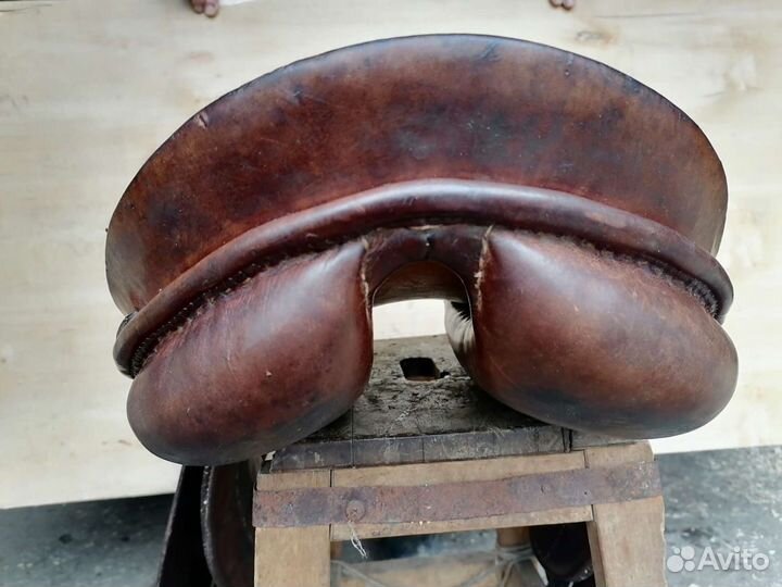 Седло для лошади Stubben универсальное бу