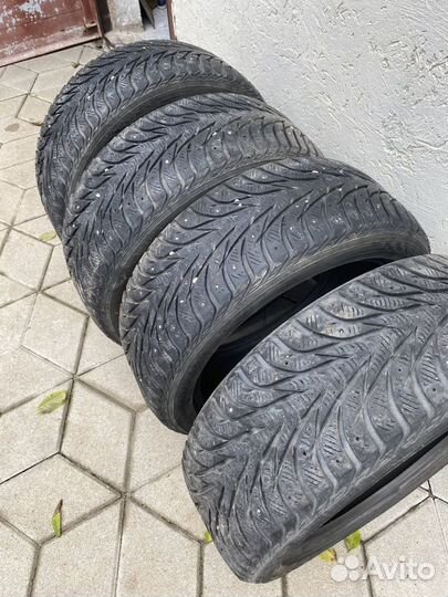 Yokohama Ice Guard Studless IG50 215/50 R17 95T