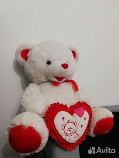 Плюшевый медведь
