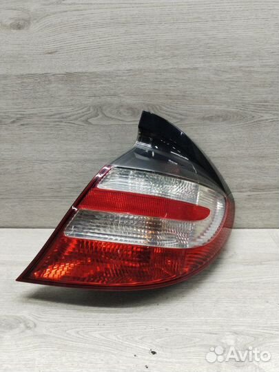 Фонарь задний правый Mercedes C-Class W 203 coupe