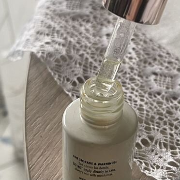 St. Moriz Radiant Glow Tan Boosting Facial Serum