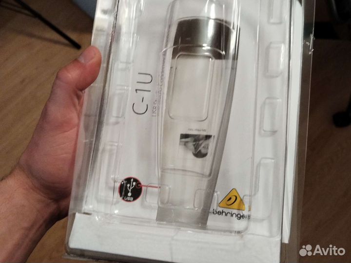 Студийный микрофон behringer c 1u