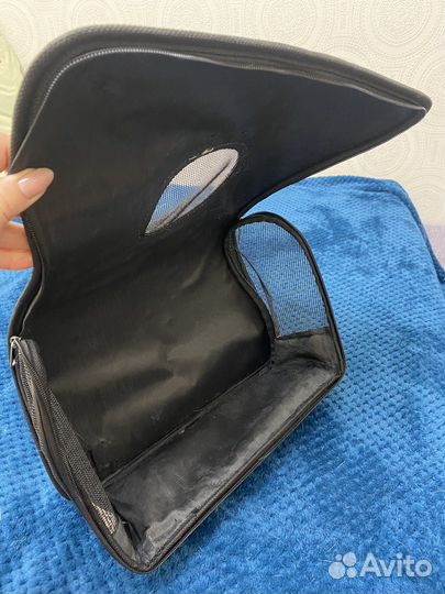 Переноска для кошек и собак