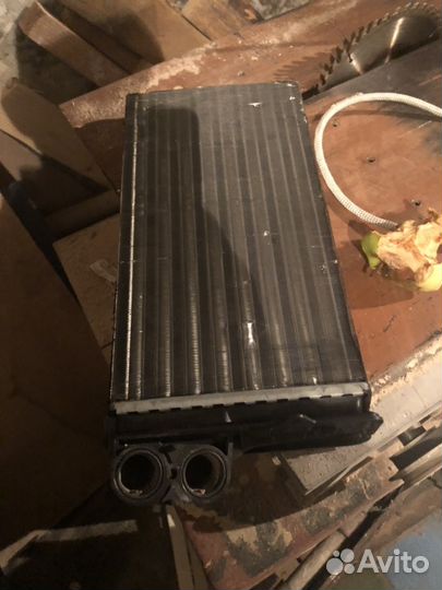 Запчасти на Пежо 607