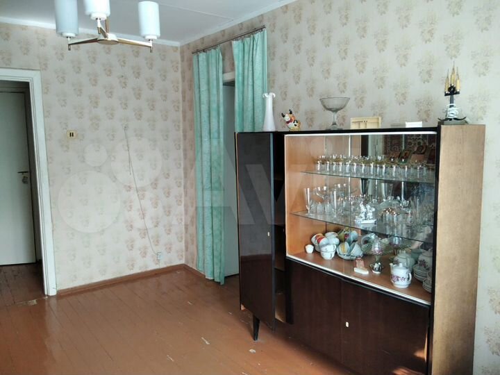 2-к. квартира, 40 м², 5/5 эт.