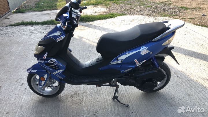 Скутер 150 куб