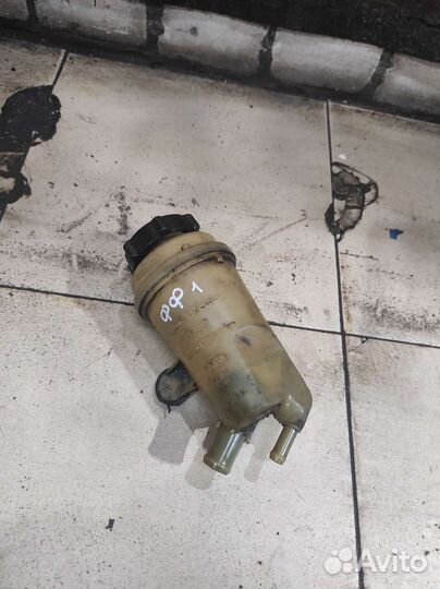 Бачок Гур Ford Focus 1