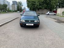 Volkswagen Golf 1.6 MT, 1998, 400 000 км, с пробегом, цена 185 000 руб.