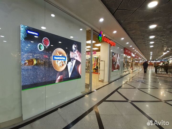 Видеопилон LED экран в помещение