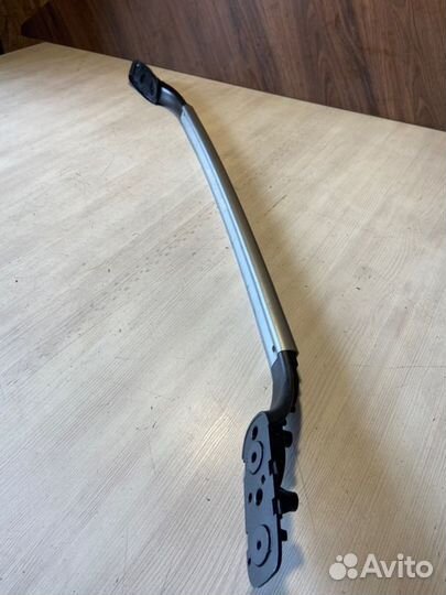 Рейлинг на крышу правый Renault Sandero Stepway