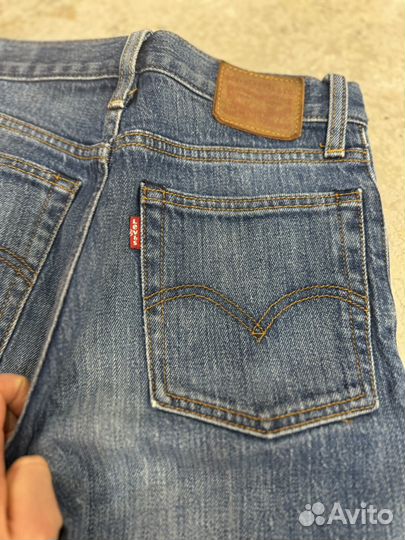 Джинсы levis