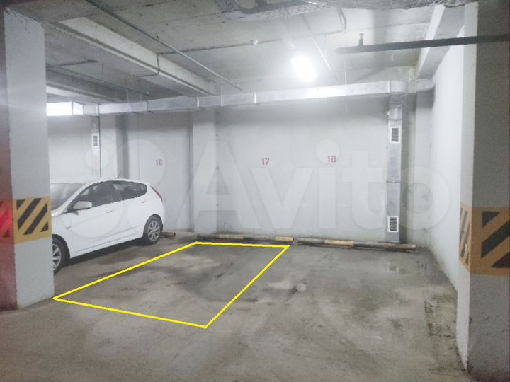 Машиноместо, 12 м²