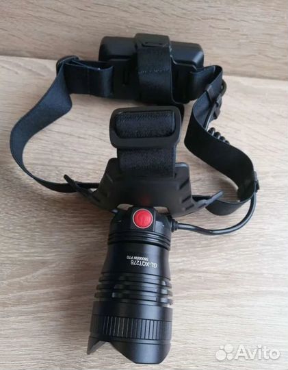 Налобный фонарь Xe-755