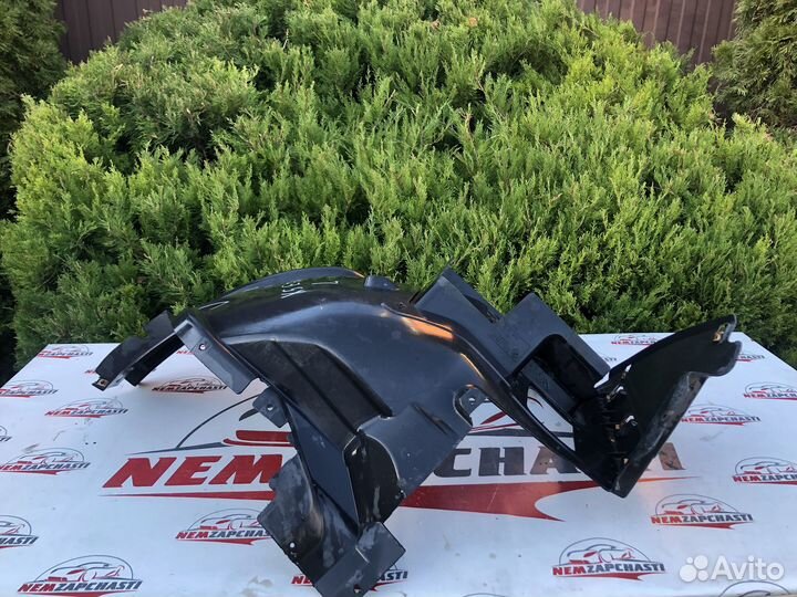 Подкрылок передний левый BMW X5 E70 4.8