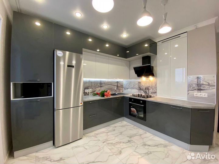 Прямой Кухонный гарнитур на заказ в Челябинске