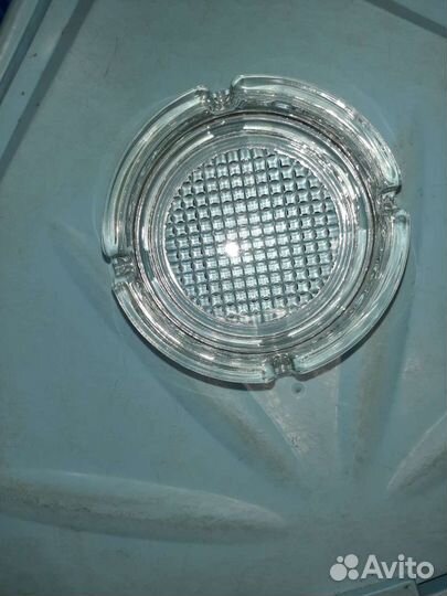 Пепельница стеклянная