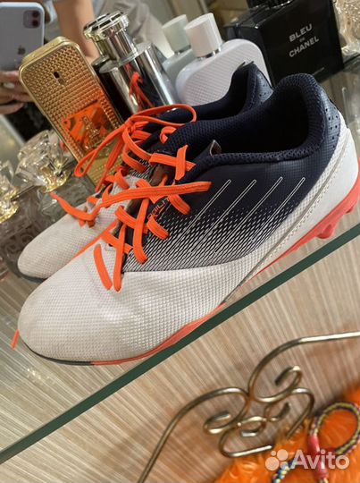 Футбольный буцы