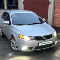 Kia Forte 1.6 AT, 2010, 138 000 км, с пробегом, цена 860 000 руб.