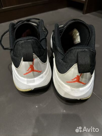 Кроссовки Nike Jordan оригинал 42.5 размер