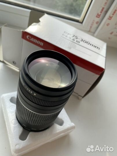 Объектив Canon EF 75-300mm f/4-5.6 III