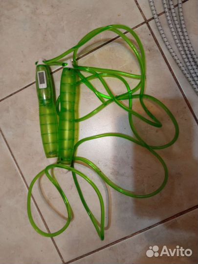 Эспандер и скакалка со счётчиком