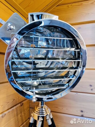 Светильник дизайнерский напольный