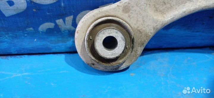 Задний левый продольный рычаг Mercedes-Benz W220