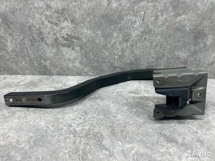 Петля крышки багажника Nissan Almera Classic B10