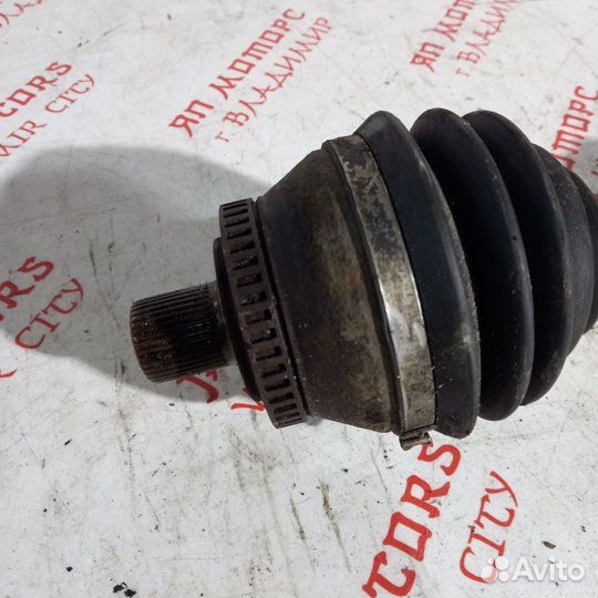 Привод передний правый Audi A4 B6 универсал AMB