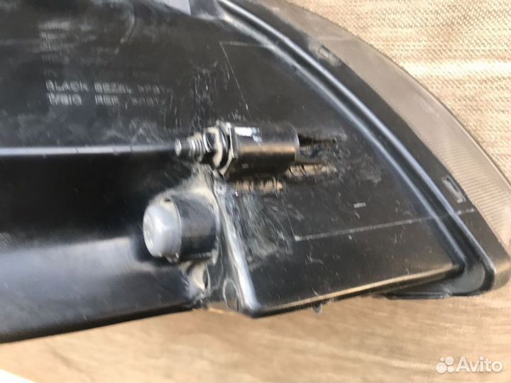 Фара левая Kia Rio 2 JB 2011