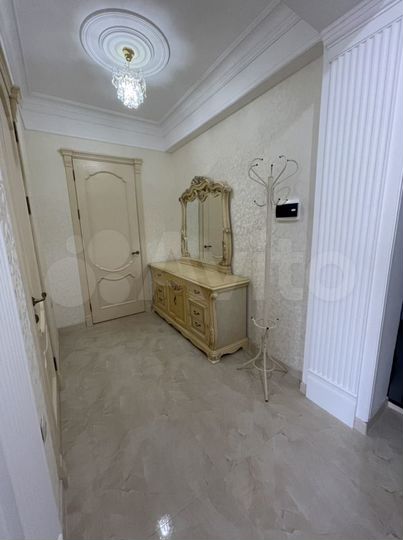 2-к. квартира, 64 м², 3/7 эт.