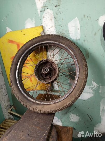 Колесо мотоцикла Панония