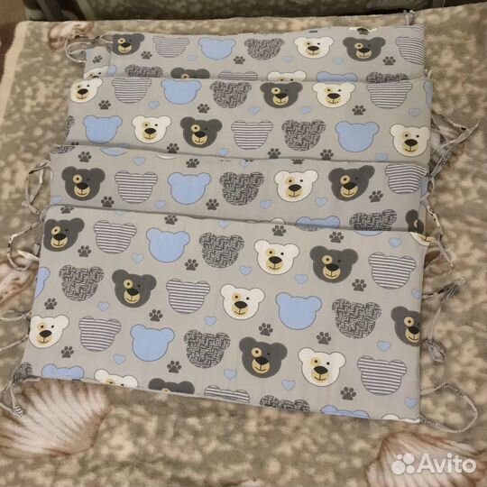 Бортики в кроватку