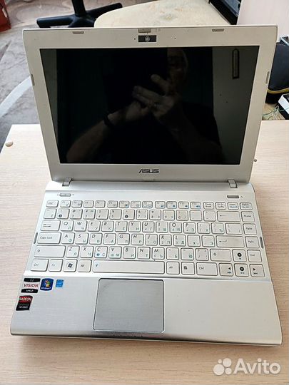 Нетбук asus 1225B