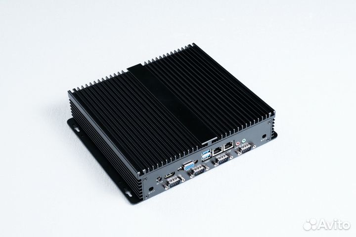 Безвентиляторный промышленный компьютер бт-25-нмк