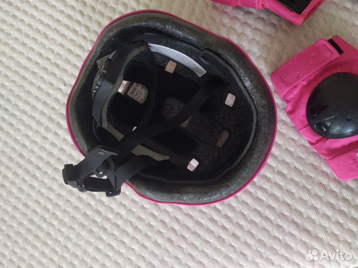 Защита и шлем для роликов