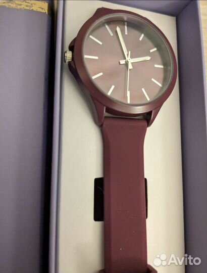 Часы Avon 