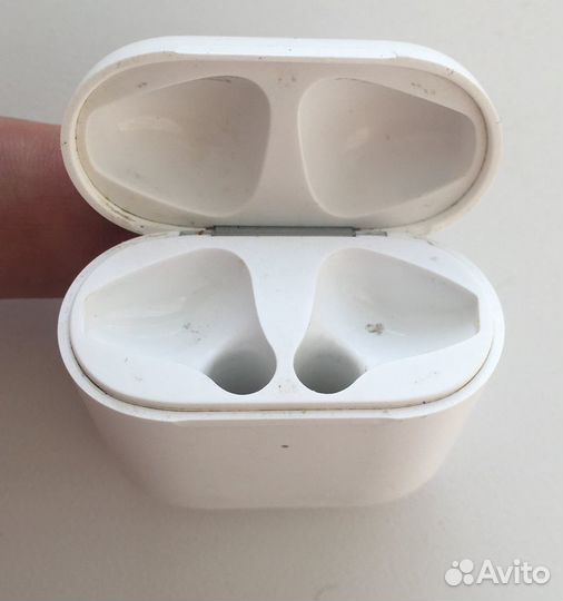 Кейс Apple AirPods 2-го поколения