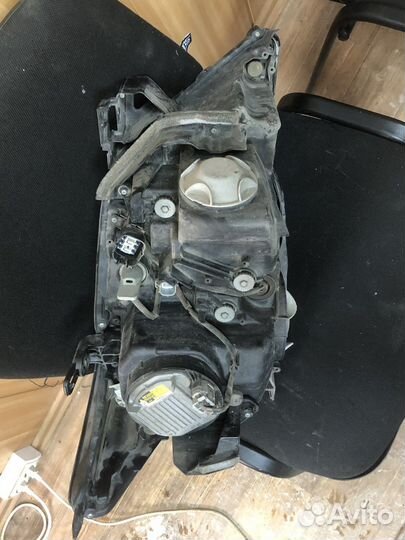 Фара Lexus LX 570 левая б/у