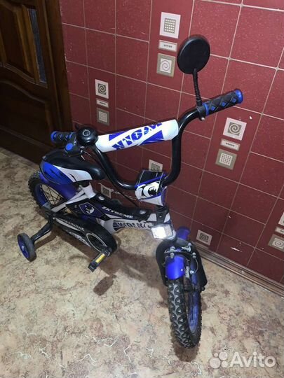 Велосипед детский 4х колесный