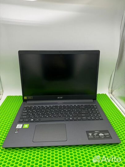 Новый ноутбук Acer серия Aspire 3