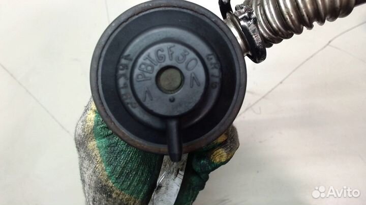 Клапан рециркуляции газов Peugeot 806, 1996