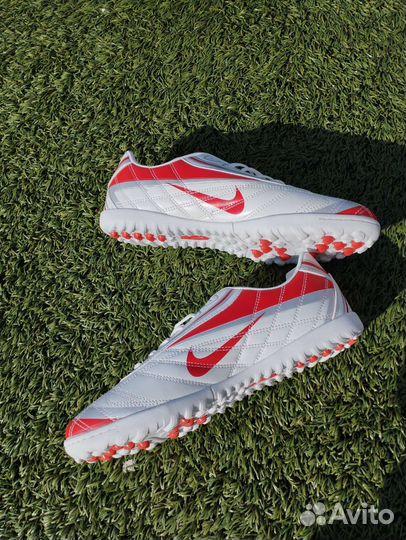 Футбольные бутсы сороконожки Nike Люкс Качество