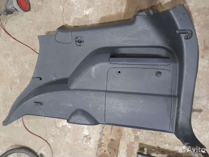 Обшивка багажника Кайрон Ssang Yong Kyron