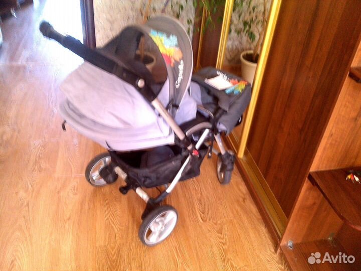 Детская коляска фирмы Capella