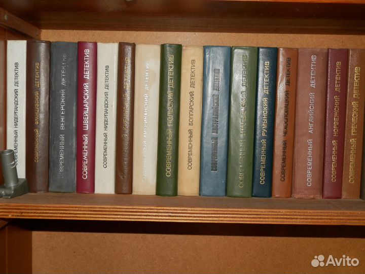 Продается домашняя библиотека