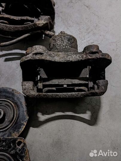 Суппорта nissan maxima